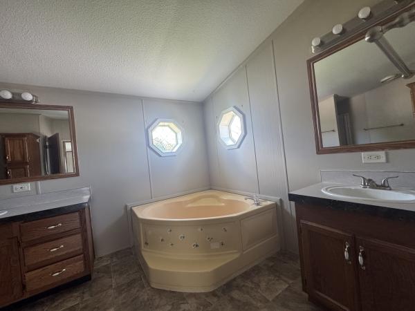 1996 Fleetwood  Home