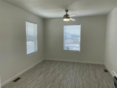 Photo 2 of 8 of home located at 10701 N. 99th Ave. #80 Peoria, AZ 85345
