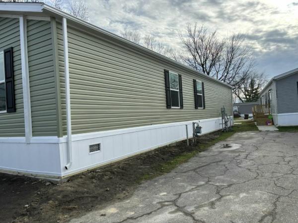 2025 Clayton Adrenaline 6016-4200 Manufactured Home