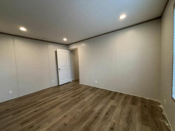 2025 Clayton Adrenaline 6016-4200 Manufactured Home