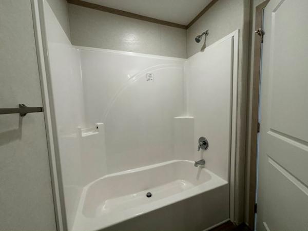 2025 Clayton Adrenaline 6016-4200 Manufactured Home