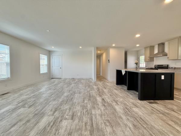 2025 Clayton 71TIP28523A Mobile Home