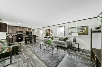 Photo 4 of 26 of home located at 3731 S. Glenstone Ave., #220 Springfield, MO 65804