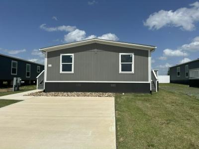 Photo 3 of 12 of home located at 40 Open Range Trail Willis, TX 77318