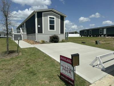 Photo 5 of 19 of home located at 46 Open Range Trail Willis, TX 77318