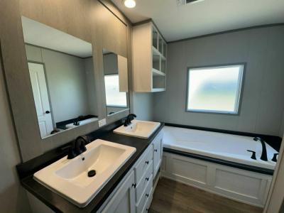 Photo 4 of 21 of home located at 50 Open Range Trail Willis, TX 77318
