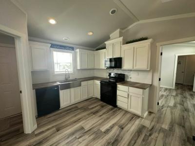 Mobile Home at 106 Paragon Pass Willis, TX 77318