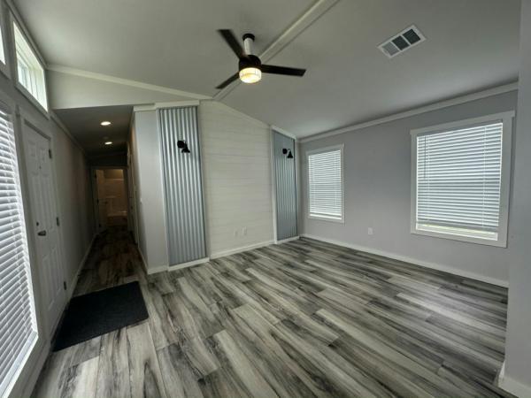 2023 Oak Creek Homes Opal 5663 Manufactured Home
