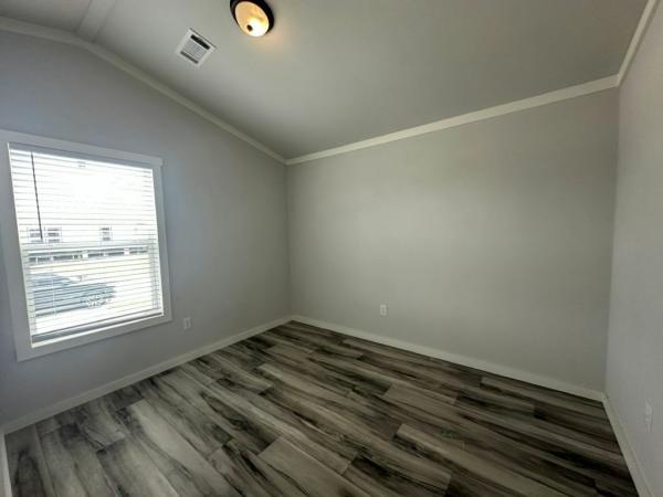 2023 Oak Creek Homes Opal 5663 Manufactured Home