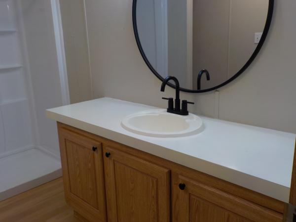 2009 Oakcreek Oak Manor 337 Mobile Home