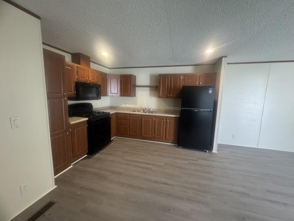 Photo 1 of 2 of home located at 200 Paradise Acres Rd, #70 Carterville, IL 62918