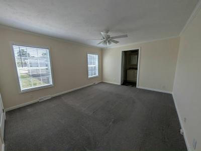 Photo 3 of 8 of home located at 52546 Elmcrest Ct. Chesterfield, MI 48051