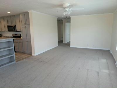 Photo 4 of 8 of home located at 52546 Elmcrest Ct. Chesterfield, MI 48051