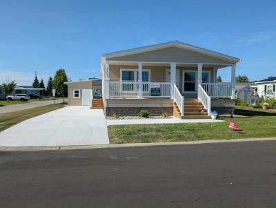 Mobile Home at 30095 Pineview Circle Chesterfield, MI 48051