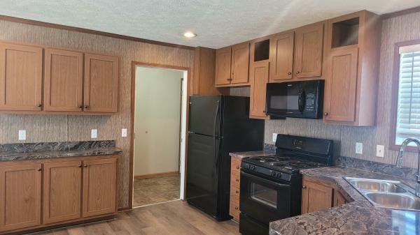 2016 Clayton Homes Inc Mobile Home For Sale