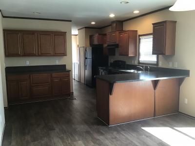 Photo 3 of 8 of home located at 7809 Woodlake View San Antonio, TX 78244