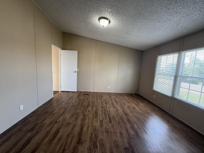 Photo 2 of 9 of home located at 7507 Woodlake View San Antonio, TX 78244