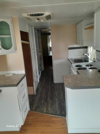 Photo 5 of 9 of home located at 37263 Silver Lake Dr Avon Park, FL 33825