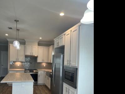 Photo 6 of 30 of home located at 111 Cottonwood Lane Naples, FL 34112