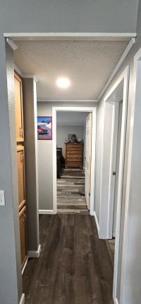 1995 TRLR Manufactured Home