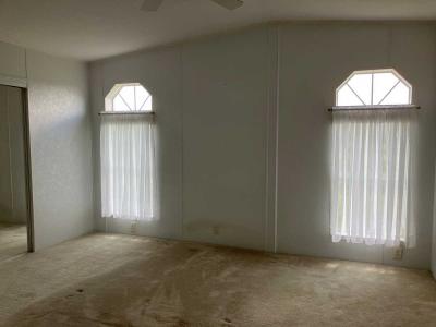 Photo 4 of 15 of home located at 3250 Antigua Rd Lake Wales, FL 33859