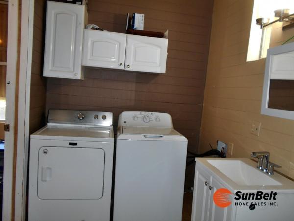 1981 CLAR Mobile Home