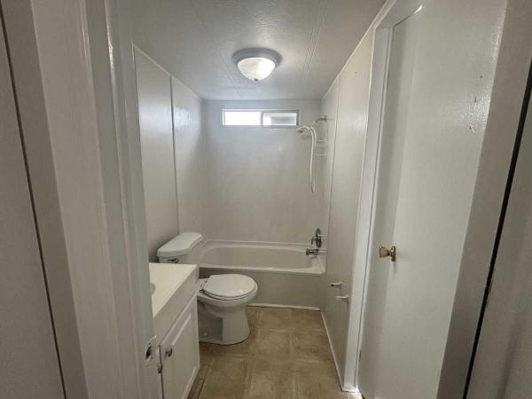 1984 Manufactured Home