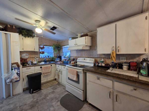 1988 OMNI Manufactured Home