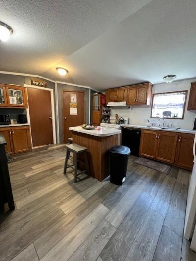 Photo 4 of 8 of home located at 273 Barnum St Hamilton, OH 45011