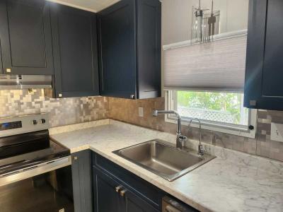 Photo 4 of 19 of home located at 1375 Pasadena Ave South Lot 310 South Pasadena, FL 33707