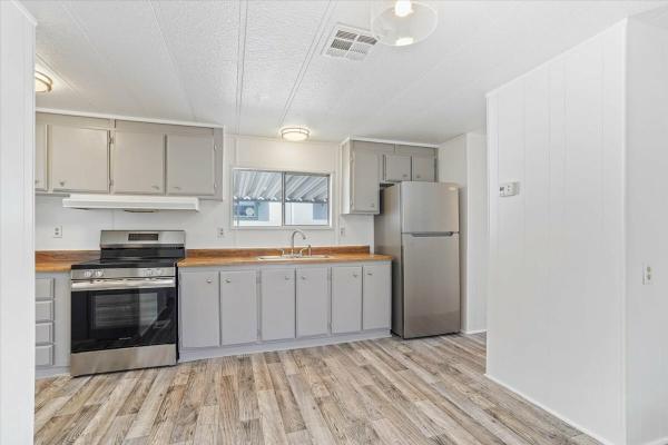 1983 CHRL Mobile Home For Sale