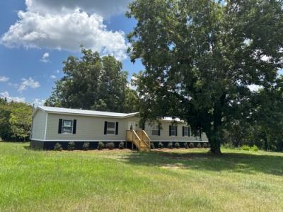 Mobile Home at 580 County Road 20 E Marbury, AL 36051