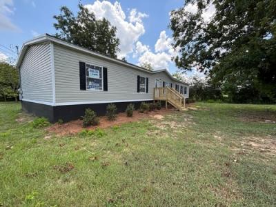 Photo 3 of 23 of home located at 580 County Road 20 E Marbury, AL 36051