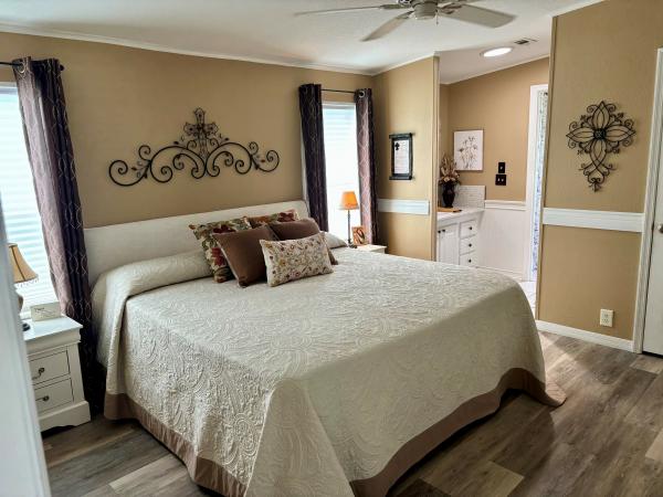 2002 Fleetwood Mobile Home