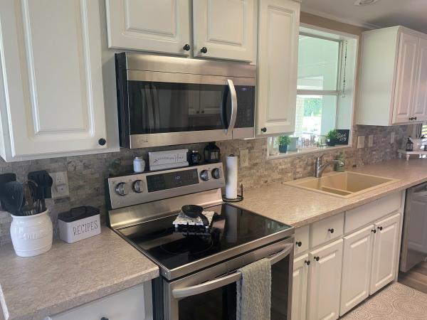 2002 Fleetwood Mobile Home