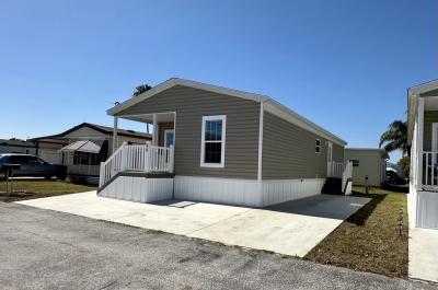 Photo 2 of 19 of home located at 1101 W Commerce Ave #Mh049 Haines City, FL 33844