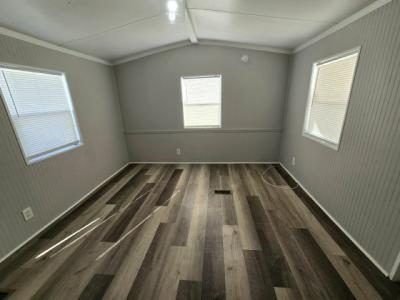 Photo 2 of 6 of home located at 2850 New Tampa Highway, #70 Lakeland, FL 33815