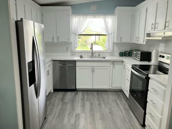 1986 BARR Manufactured Home