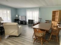 1986 BARR Manufactured Home