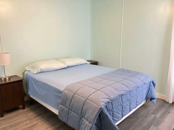 1986 BARR Manufactured Home