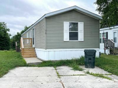 Photo 5 of 14 of home located at 428 Alanna Lane Lynwood, IL 60411