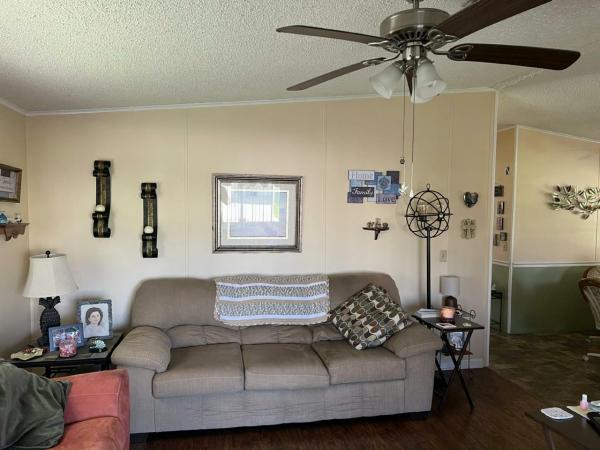 1989 3244G Fleetwood Manufactured Home
