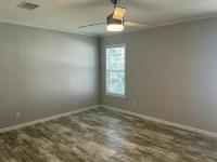 2020 Champion - Lake City LaBelle Mobile Home