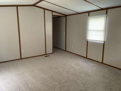 Photo 4 of 8 of home located at 69425 M 62 #37 Edwardsburg, MI 49112