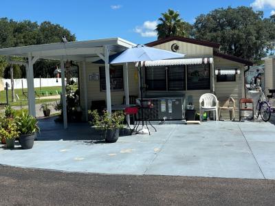 Photo 3 of 14 of home located at 37511 Arch Lane Zephyrhills, FL 33541