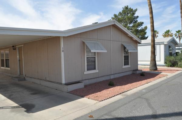 Photo 1 of 2 of home located at 7920 W Glendale Ave Lot #10 Glendale, AZ 85303