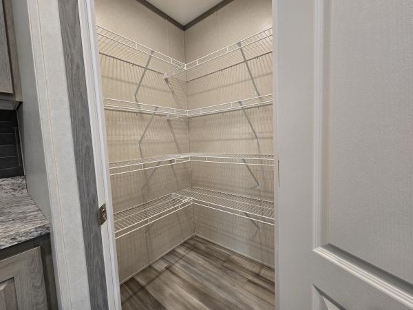 2024 95PLH28604DH24  Home