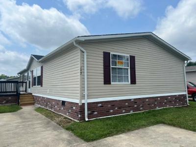 Mobile Home at 197 Doe Run Court Batavia, OH 45103