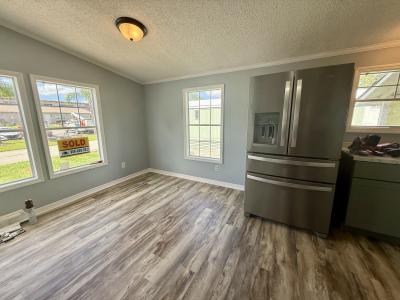 Photo 4 of 13 of home located at 48 Downing Street Sanford, FL 32773