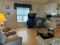 1983 HOMES OF MERIT HS Mobile Home